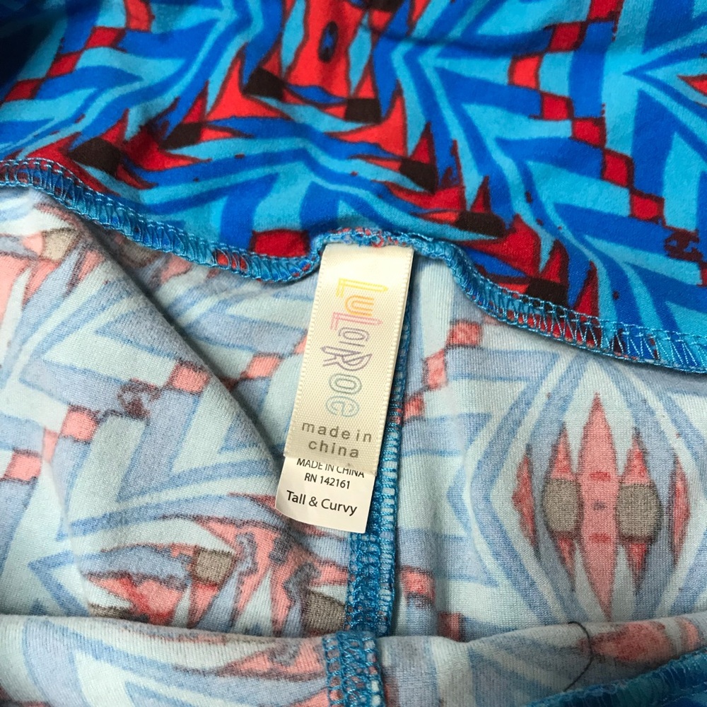 {Lularoe} TC leggings blue and red Aztec print - Picture 4 of 4
